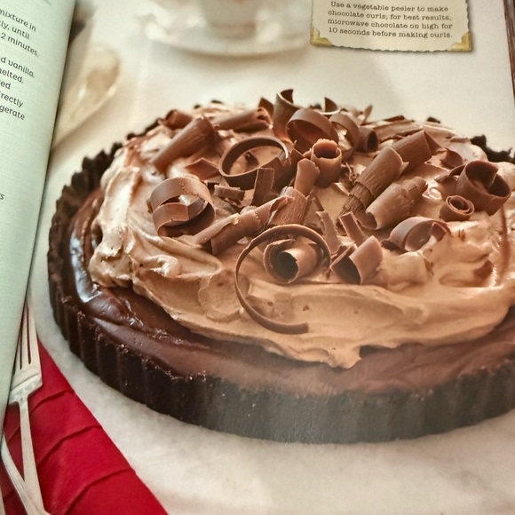 Holiday Baking Magazine Special Collector’s issue - Picture 3 of 3